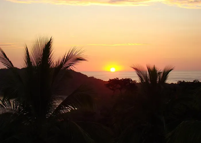 Sunset Bed & Breakfast 2*